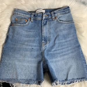 Zara Woman Boyfriend Bermuda Hi-Waisted Short Sz 2